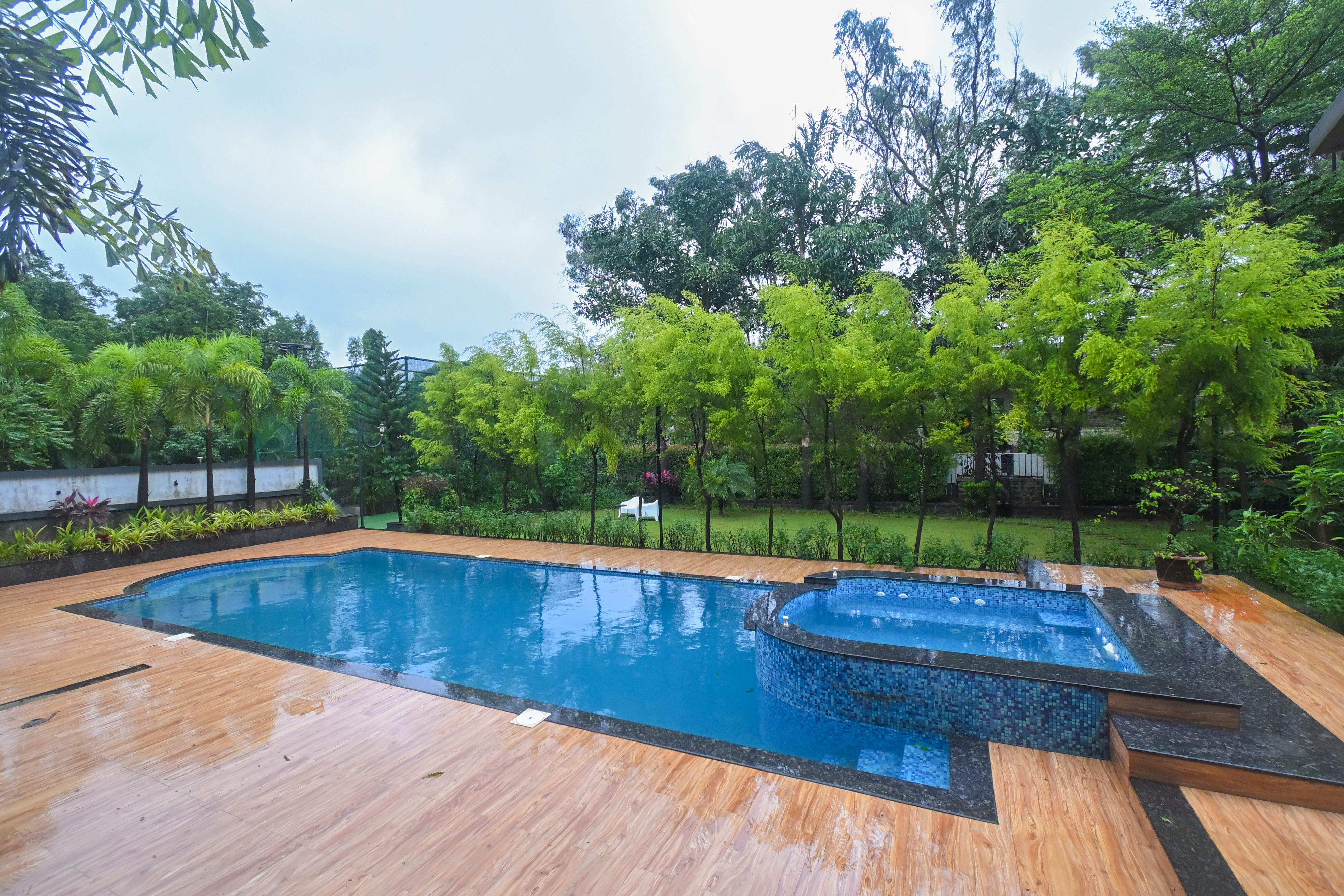 Evara Villa Pool